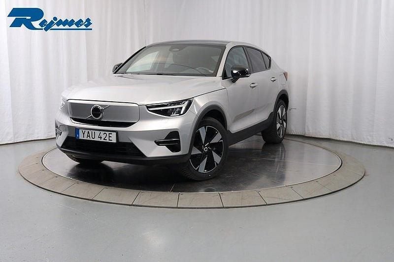 Silver Begagnad 2024 Volvo EC40 Core SUV | 389 900 kr (Marknadspris) - Bild 1/4