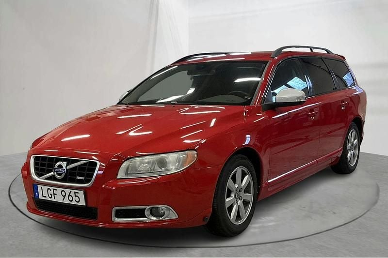 Röd Begagnad 2011 Volvo V70 R-Design Kombi | 59 000 kr (Superpris) - Bild 1/4