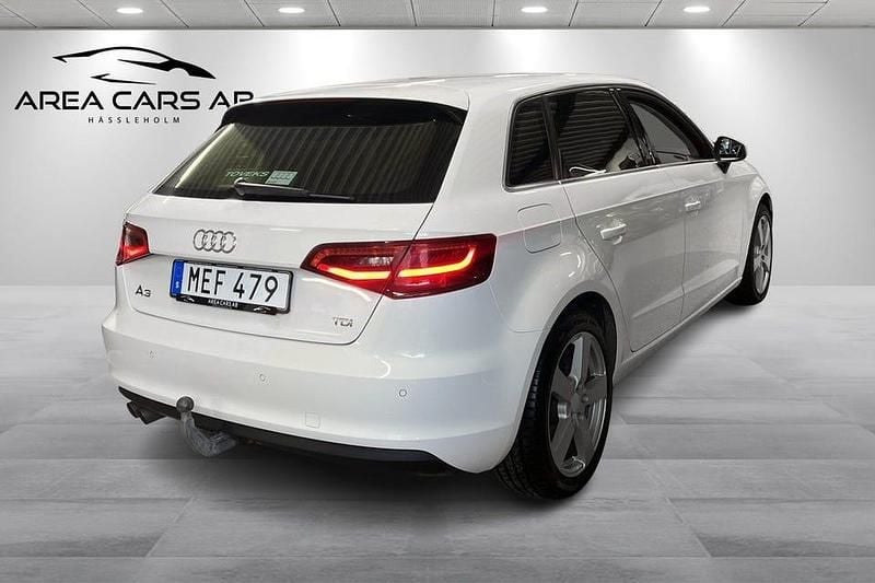 Begagnad Audi A3 Attraction 150 HK (110 kW) 2016 Vit