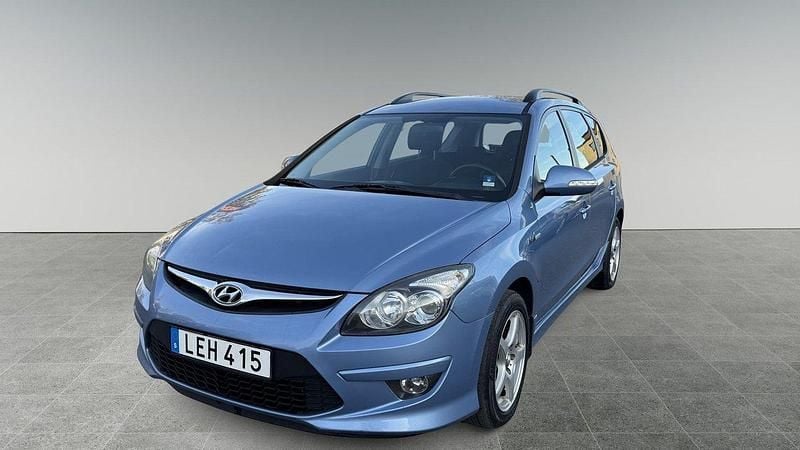 Ljusblå Begagnad 2010 Hyundai i30 Kombi | 52 000 kr (Lite dyr) - Bild 1/4