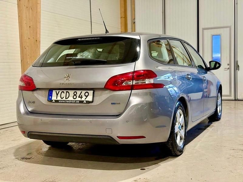 Begagnad Peugeot 308 SW Active 110 HK (80 kW) 2016 Grå Kombi