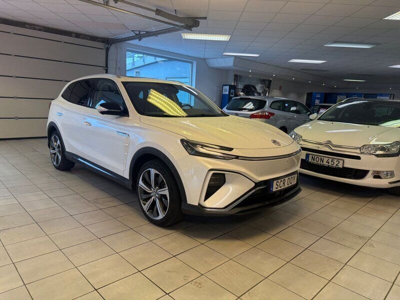 Vit Begagnad 2022 MG Marvel R Luxury SUV | 268 900 kr (Marknadspris) - Bild 1/4
