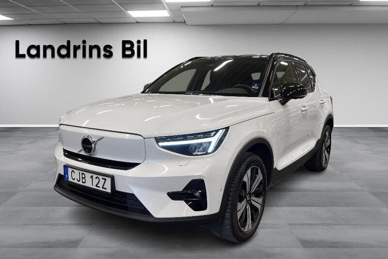 Vit Begagnad 2023 Volvo XC40 Ultimate SUV | 399 000 kr - Bild 1/4
