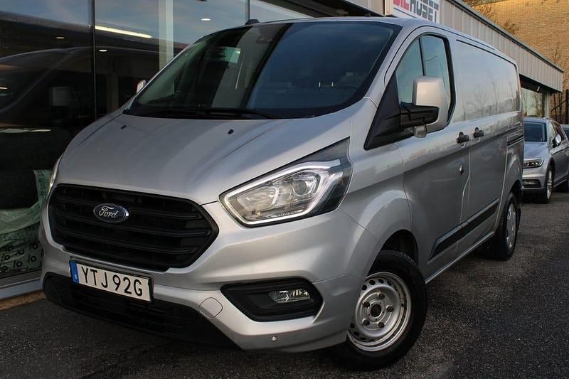 Grå Begagnad 2021 Ford Transit Custom Van | 149 900 kr (Marknadspris) - Bild 1/4