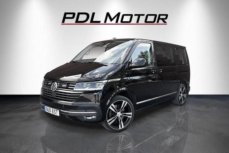 Svart Begagnad 2020 VW Multivan Highline Minibuss | 599 000 kr (Dyr) - Bild 1/4