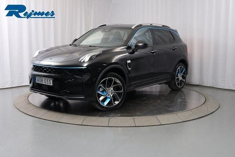 Svart Begagnad 2023 Lynk & Co 01 SUV | 309 800 kr (Marknadspris) - Bild 1/4