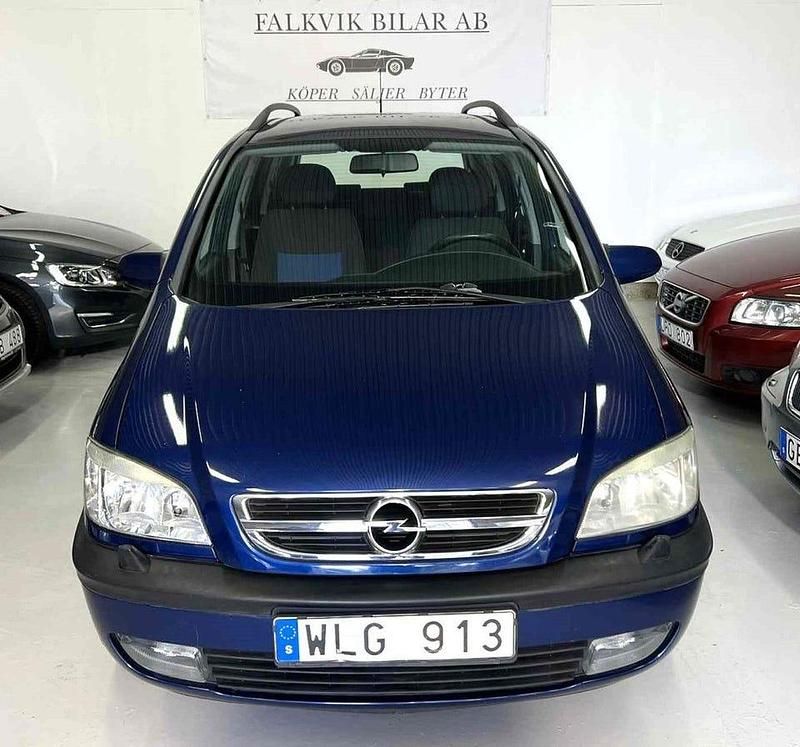 Blå Begagnad 2005 Opel Zafira Minibuss | 23 900 kr (Marknadspris) - Bild 1/4