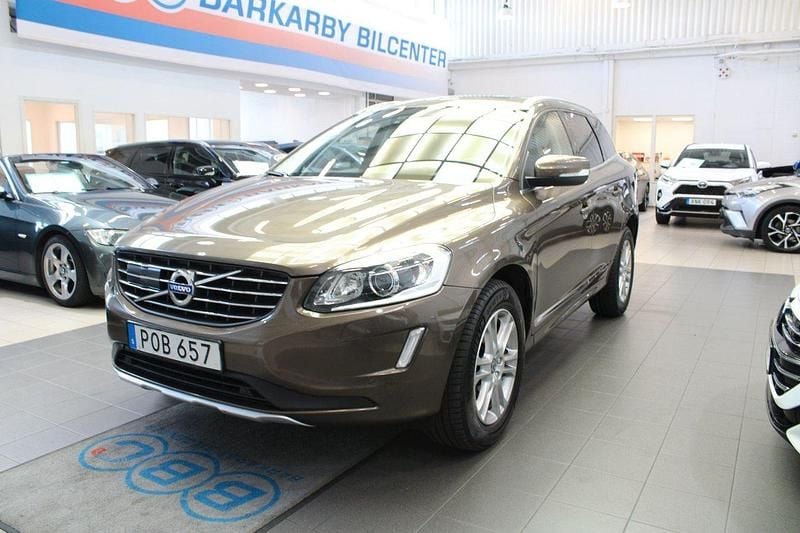 Brun Begagnad 2015 Volvo XC60 Summum SUV | 199 900 kr (Marknadspris) - Bild 1/4