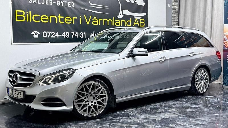 Silver Begagnad 2014 Mercedes E220 Avantgarde Kombi | 139 900 kr (Marknadspris) - Bild 1/4