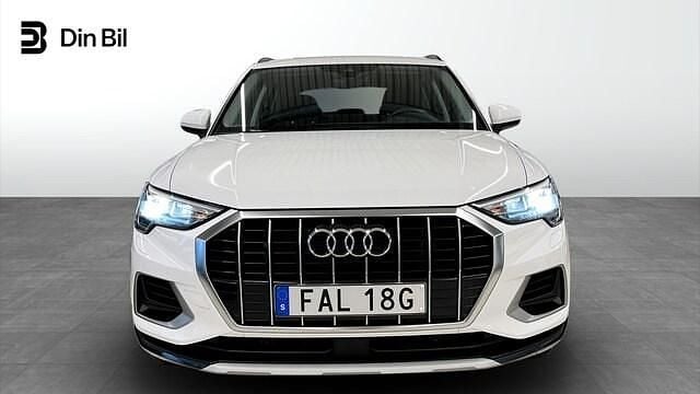 Begagnad Audi Q3 Advanced Plus 150 HK (110 kW) 2022 Vit SUV