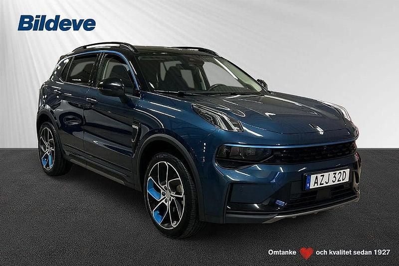 Blå Begagnad 2022 Lynk & Co 01 SUV | 239 900 kr (Marknadspris) - Bild 1/4