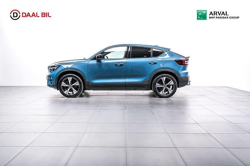 Blå Begagnad 2022 Volvo C40 Ultimate SUV | 344 700 kr (Bra pris) - Bild 1/4