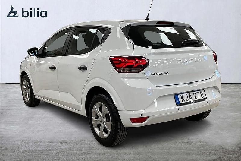 Begagnad Dacia Sandero Essentiel 91 HK (66 kW) 2022 Vit Halvkombi