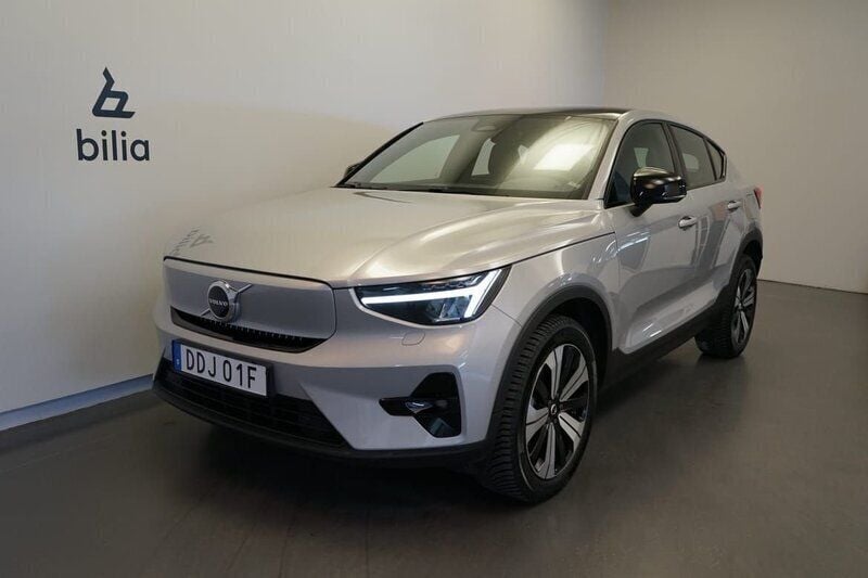 Silver Begagnad 2023 Volvo EC40 Plus SUV | 349 500 kr (Bra pris) - Bild 1/3