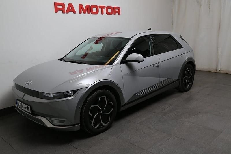 Begagnad Hyundai Ioniq 5 Advanced 239 kW (325 HK) 2023 Cyber grey SUV