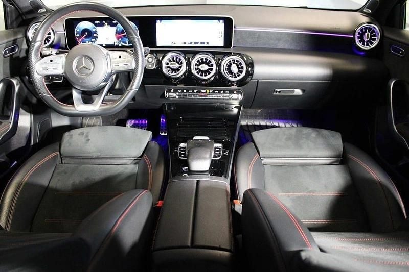 Begagnad Mercedes A200 AMG 163 HK (119 kW) 2019 Grå