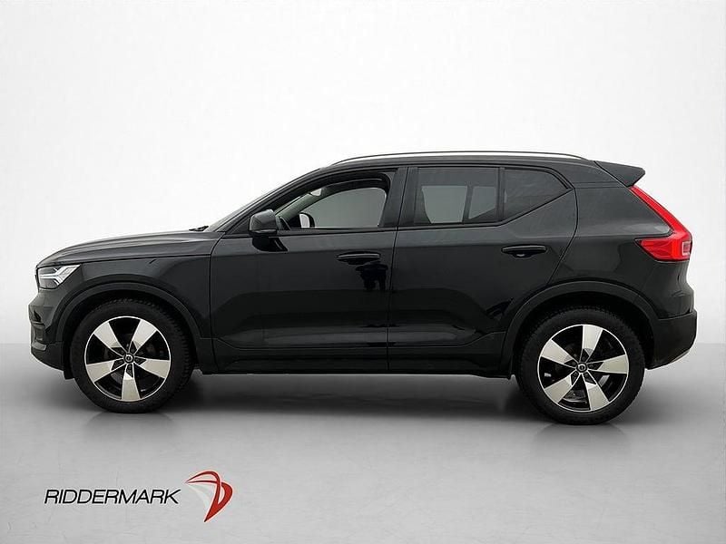 Begagnad Volvo XC40 Momentum 150 HK (110 kW) 2018 Svart SUV