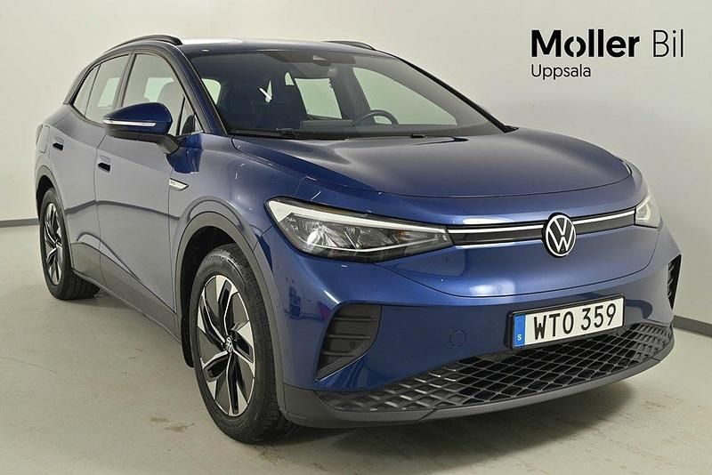 Blå (blue dusk metallic) Begagnad 2022 VW ID.4 Pro Performance SUV | 329 900 kr (Marknadspris) - Bild 1/4