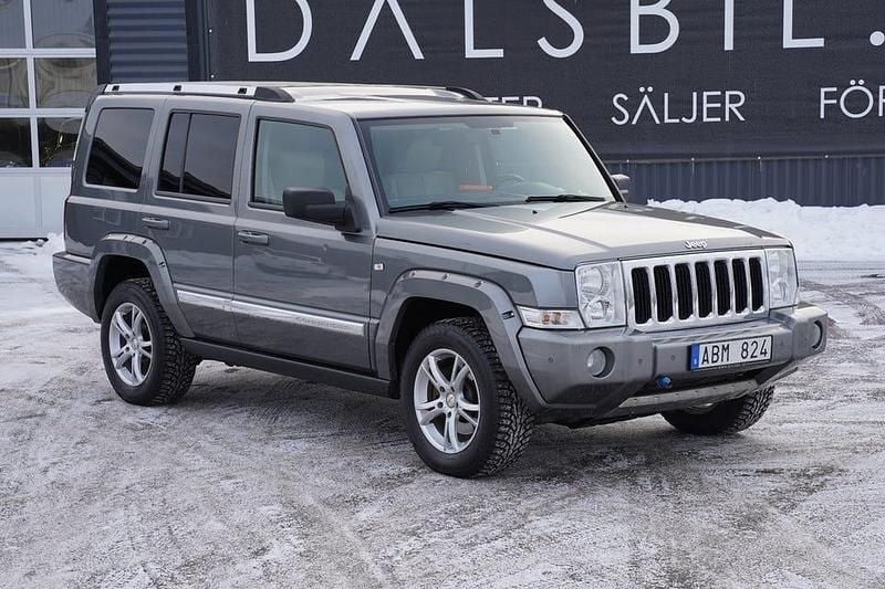 Begagnad Jeep Commander Limited 218 HK (160 kW) 2007 Mineral gray metallic SUV