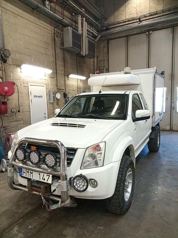 Vit Begagnad 2008 Isuzu D-Max Pickup | 57 000 kr (Superpris) - Bild 1/3