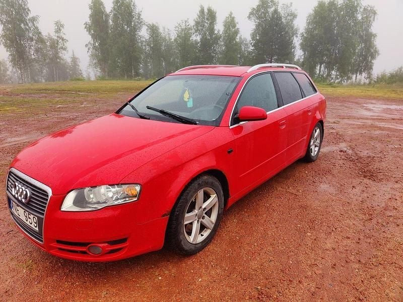 Röd Begagnad 2006 Audi A4 Comfort Kombi | 24 000 kr (Marknadspris) - Bild 1/4