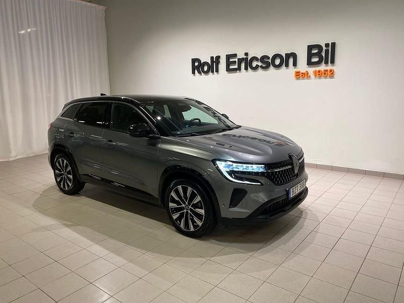 Grå Begagnad 2024 Renault Austral Techno SUV | 259 500 kr (Lite dyr) - Bild 1/4