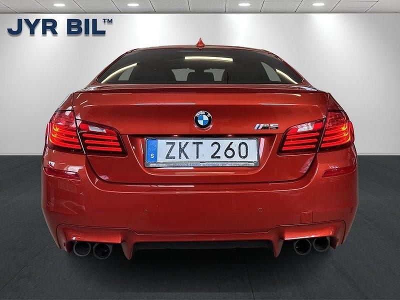 Begagnad BMW M5 Competition Edition 576 HK (423 kW) 2014 Orange Sedan
