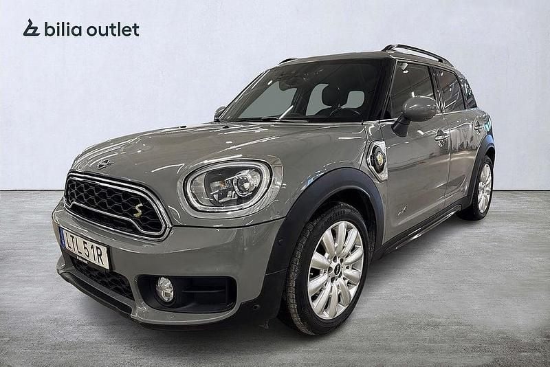 Grå Begagnad 2019 Mini Cooper Countryman Chili SUV | 224 900 kr (Marknadspris) - Bild 1/2