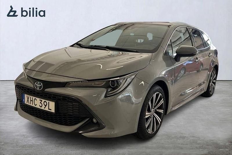 Begagnad Toyota Corolla Style 124 HK (91 kW) 2022 Manhattan grey (1h5) Kombi