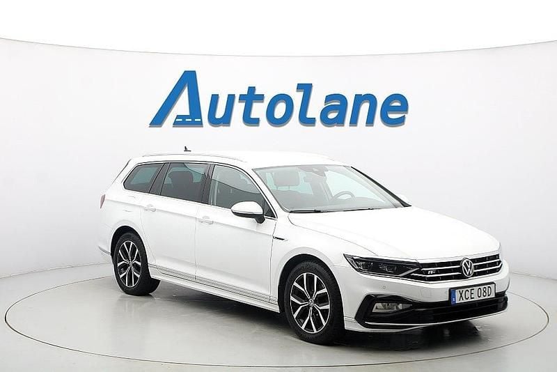 Begagnad VW Passat R-line 200 HK (147 kW) 2021 Vit Kombi