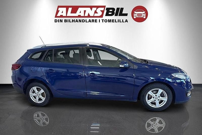 Begagnad Renault Mégane GrandTour 81 HK (59 kW) 2013 Blå Kombi