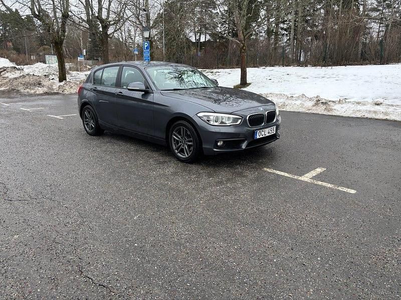 Begagnad BMW 118 150 HK (110 kW) 2016 Halvkombi