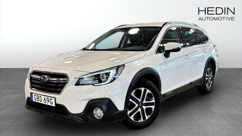 Vit (white) Begagnad 2019 Subaru Outback SUV | 299 900 kr (Lite dyr) - Bild 1/4