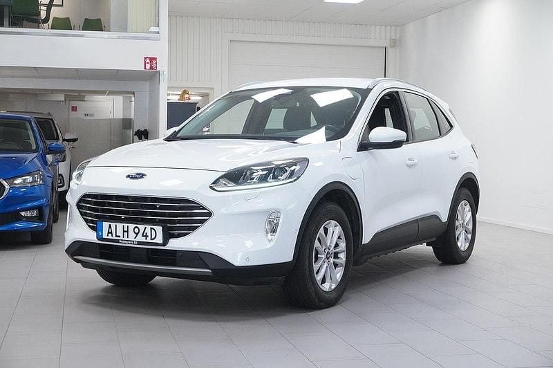 Vit Begagnad 2022 Ford Kuga Business Edition SUV | 249 900 kr (Superpris) - Bild 1/4
