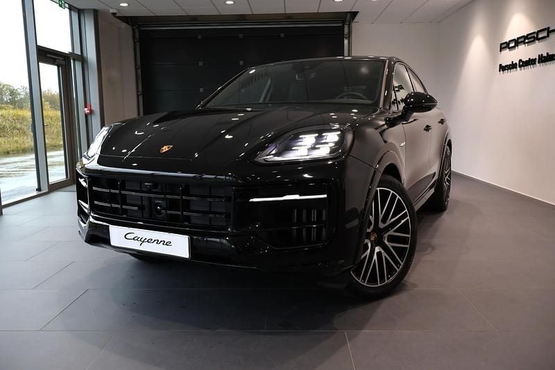Ny 2026 Porsche Cayenne Black Edition SUV | 1 491 100 kr (Marknadspris) - Bild 1/4