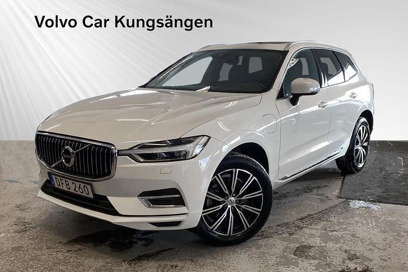 Vit Begagnad 2020 Volvo XC60 SUV | 299 900 kr (Bra pris) - Bild 1/4