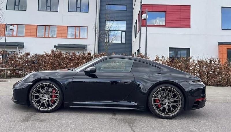 Begagnad 2021 Porsche 911 Carrera 4S Sportkupé | 1 625 000 kr - Bild 1/1