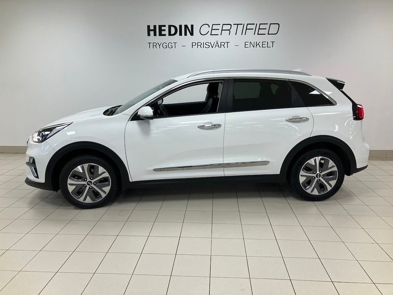 Vit Begagnad 2021 Kia e-Niro Advance SUV | 289 900 kr (Marknadspris) - Bild 1/4