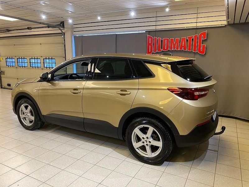 Begagnad Opel Grandland X 131 HK (96 kW) 2017 Pyrite metallic SUV