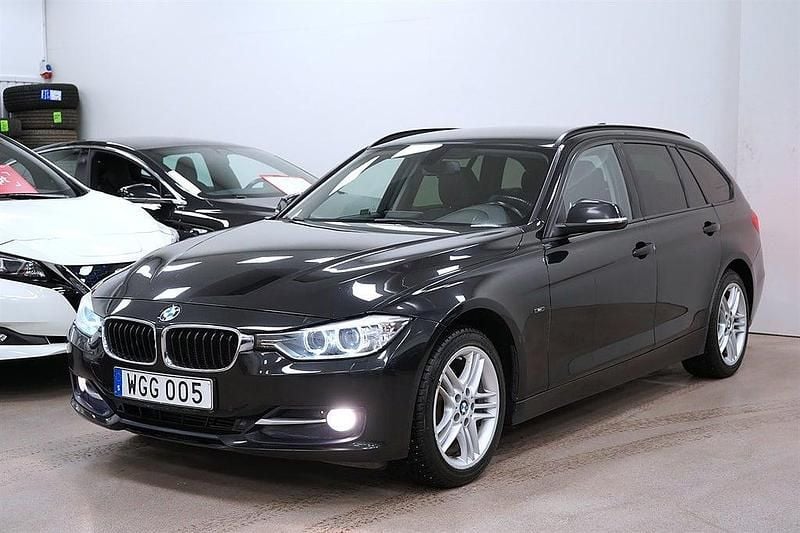 Begagnad BMW 320 Sport Line 184 HK (135 kW) 2014 Svartmetallic Kombi