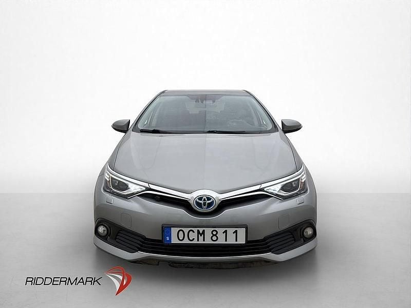 Begagnad Toyota Auris 2016 Grå
