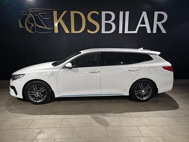 Vit Begagnad 2019 Kia Optima Advance Kombi | 169 500 kr (Marknadspris) - Bild 1/4