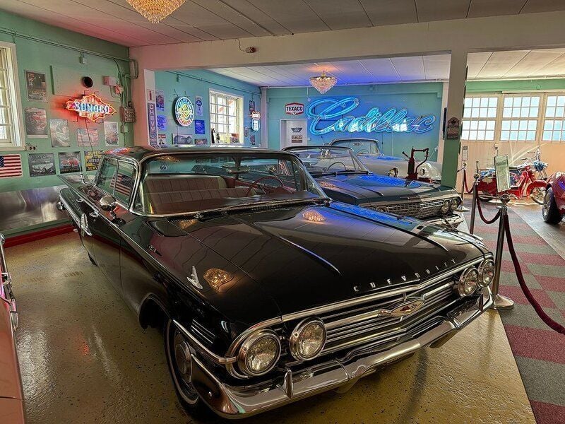 Begagnad Chevrolet Impala 250 HK (183 kW) 1960 Svart Sedan