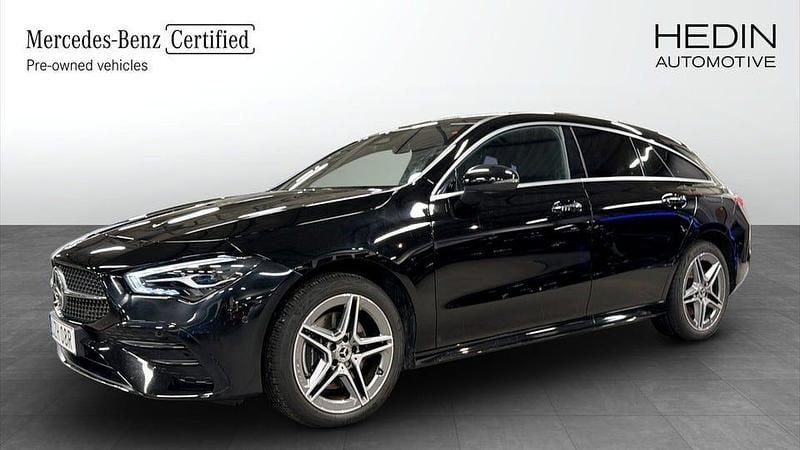 Begagnad Mercedes CLA250 Shooting Brake AMG 218 HK (160 kW) 2024 Svart Kombi