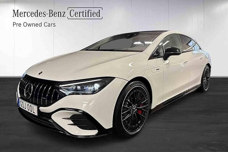 Vit Begagnad 2023 Mercedes EQE AMG 43 AMG Sedan | 749 800 kr - Bild 1/1