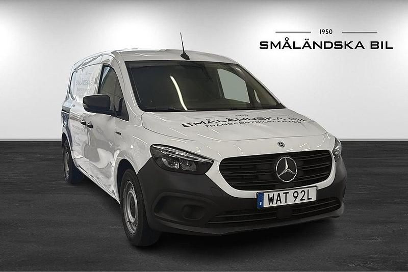 Begagnad Mercedes eCitan 90 kW (123 HK) 2023 Vit Van