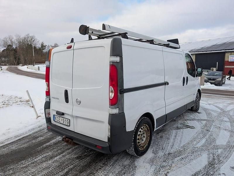 Begagnad Nissan Primastar 146 HK (107 kW) 2008 Vit Minibuss