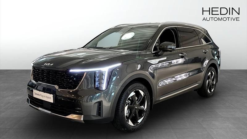 Grå (black) Ny 2025 Kia Sorento Advance SUV | 692 900 kr - Bild 1/4