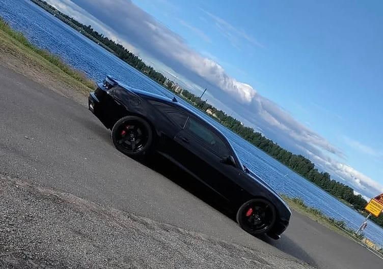 Begagnad Chevrolet Camaro SS 405 HK (297 kW) 2010