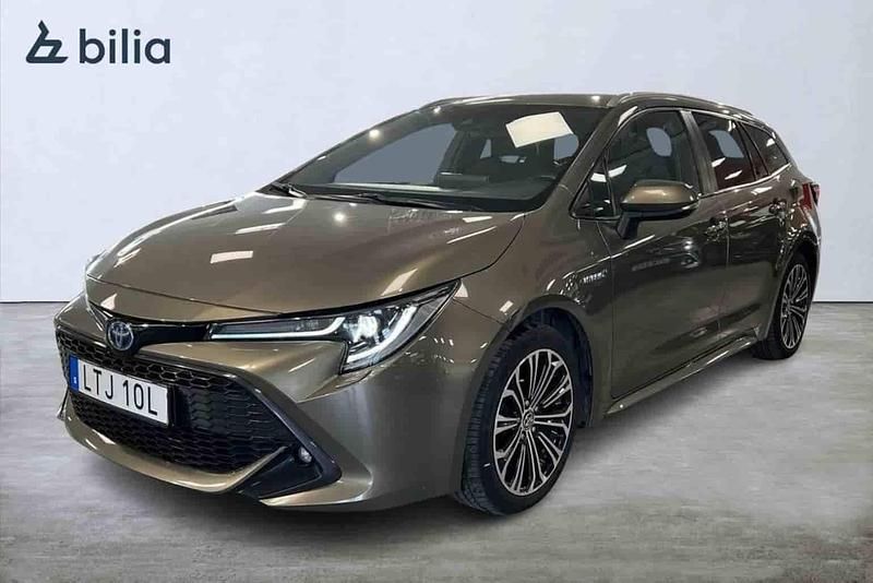 Grön Begagnad 2019 Toyota Corolla Kombi | 229 900 kr - Bild 1/1